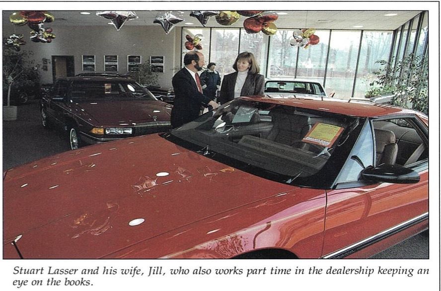 221702834_BUICKDEALERSHIP(1989).jpg.bfb3f1bb51ff3bc289516bf1f9d279a3.jpg